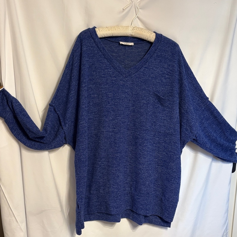 Zenana Outfitters Heather Blue Top Large